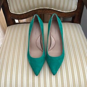 Banana Republic Suede Pumps 8 1/2